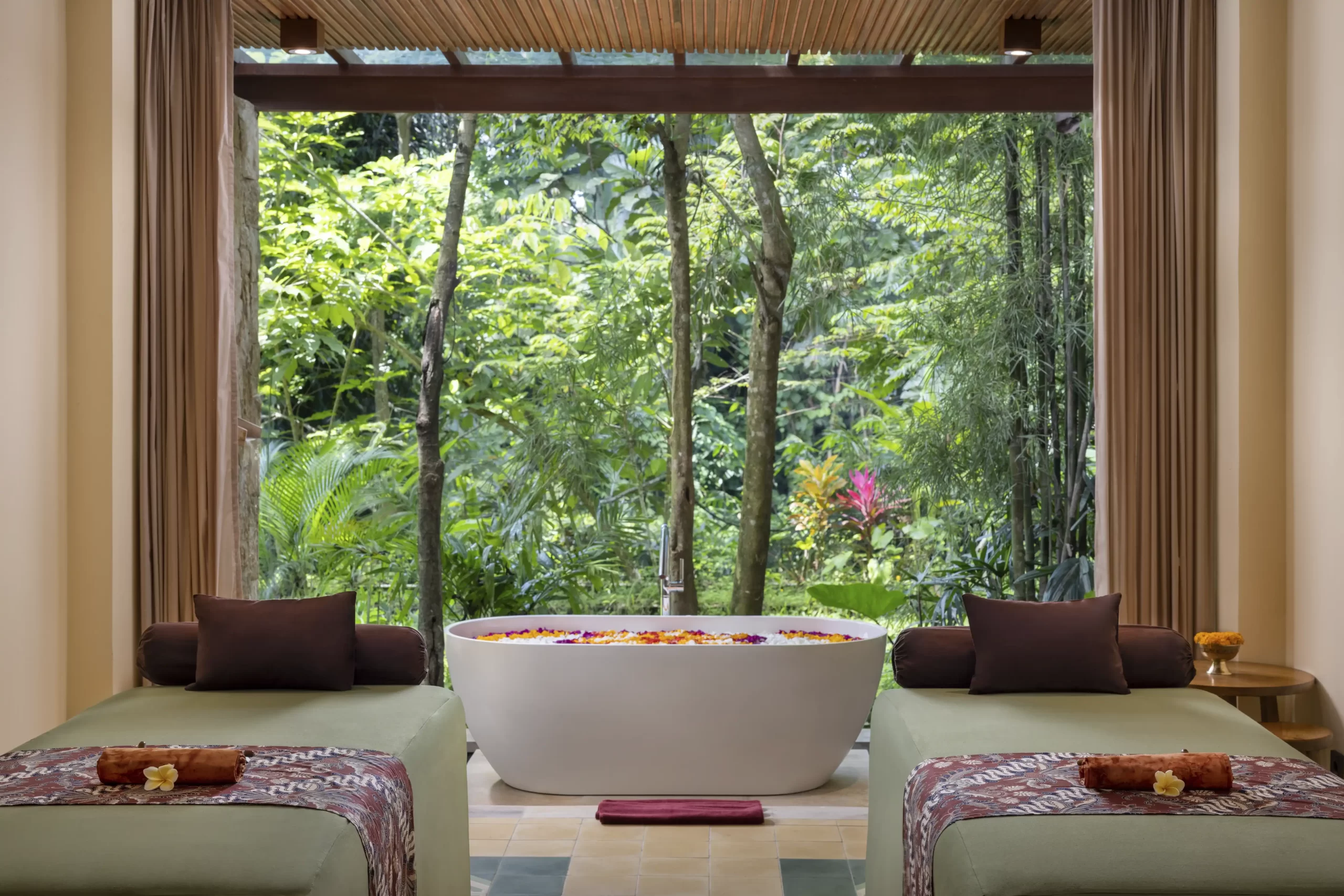 Tejas Spa Adiwana Suweta Room scaled