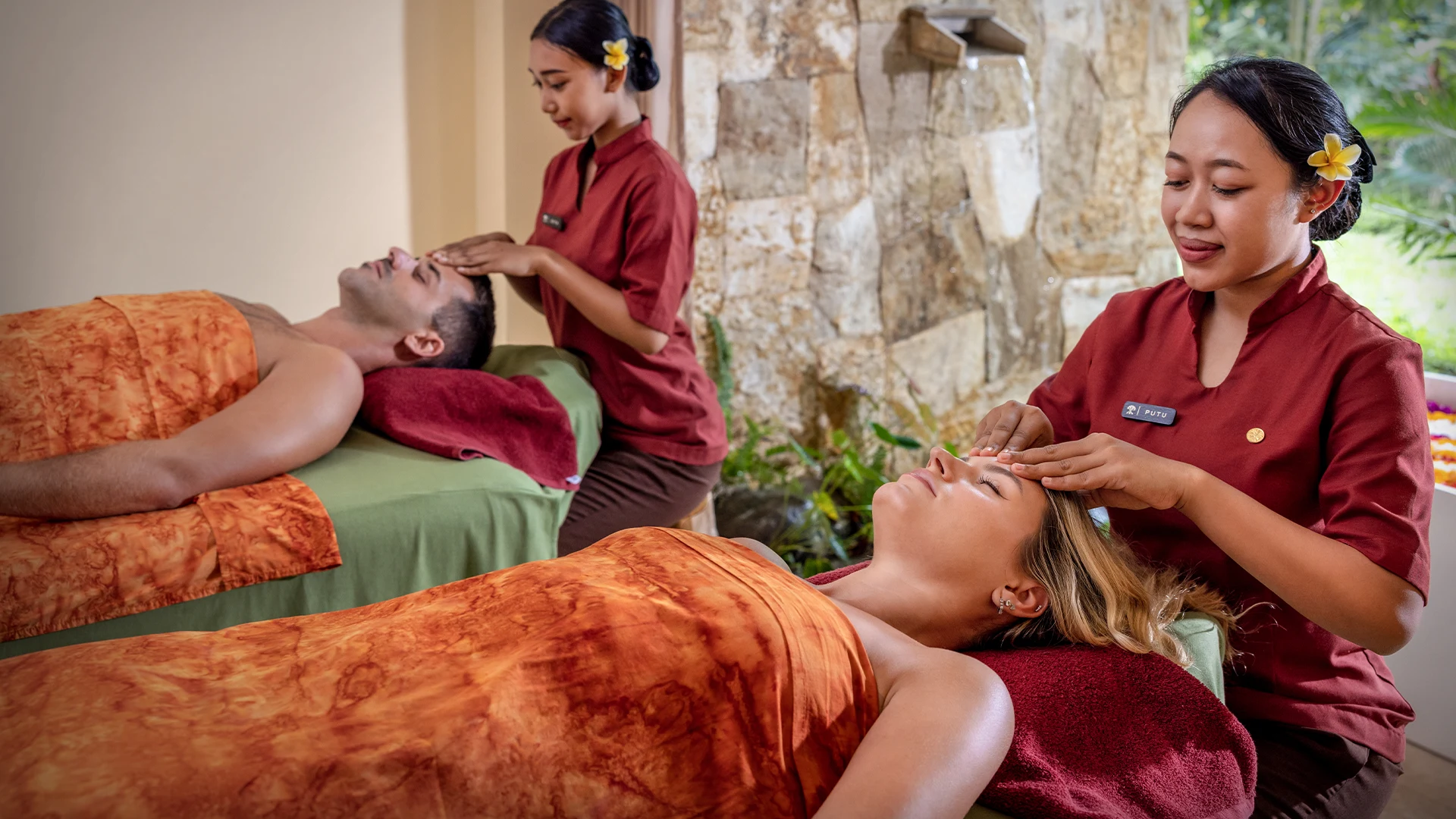 Head Massage Tejas Spa Suweta 2
